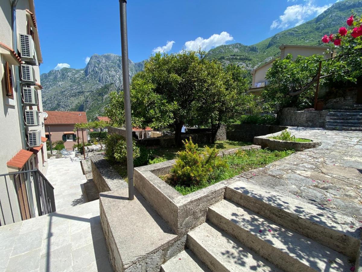 Apartments Mezini 11 Kotor Eksteriør bilde
