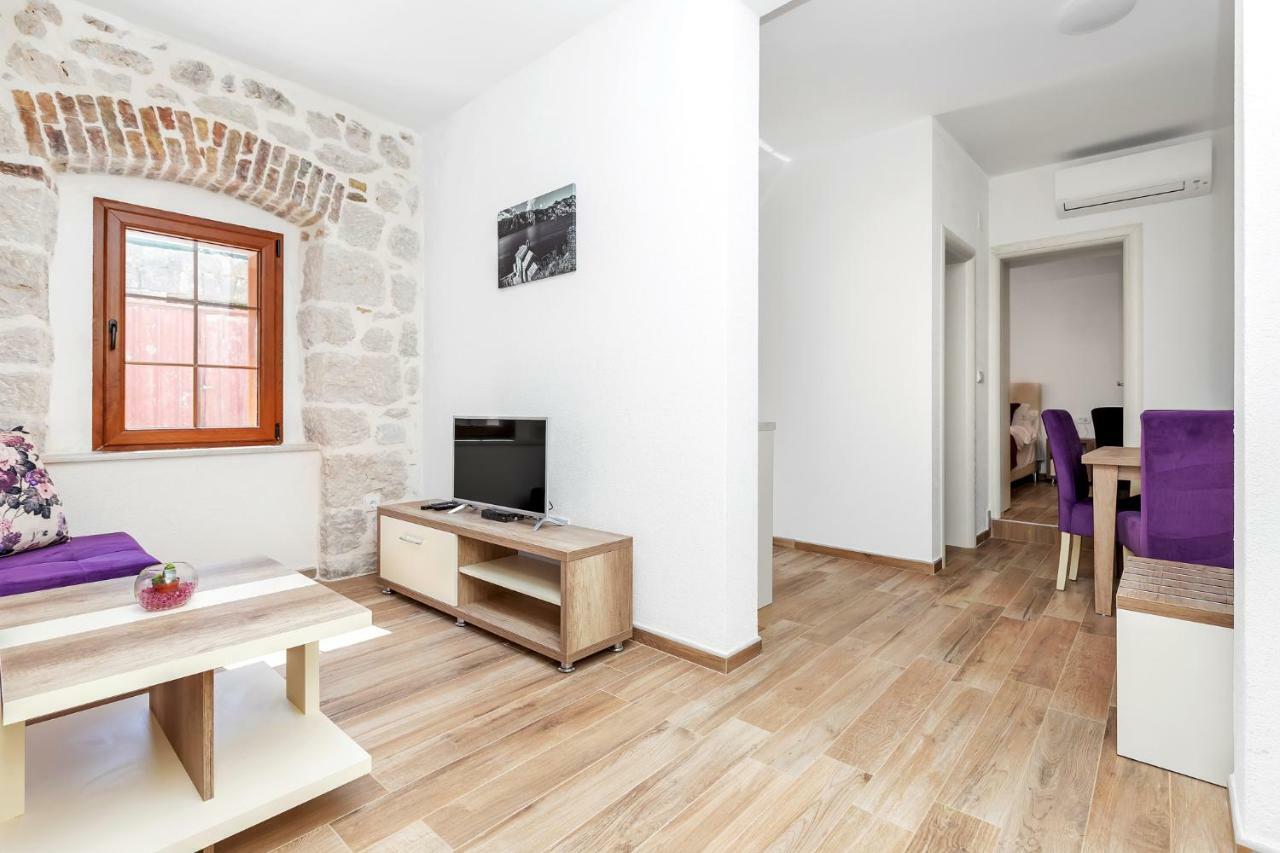 Apartments Mezini 11 Kotor Eksteriør bilde
