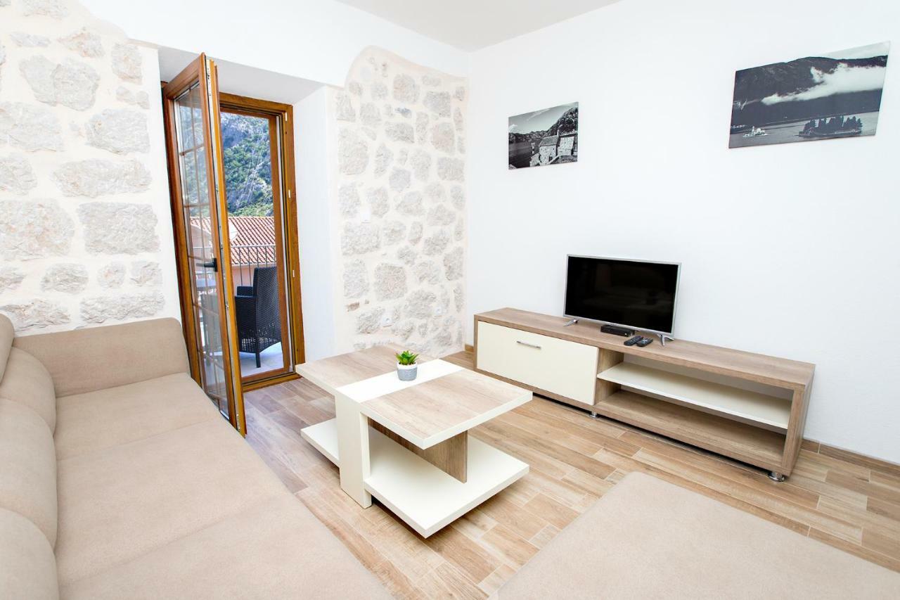 Apartments Mezini 11 Kotor Eksteriør bilde
